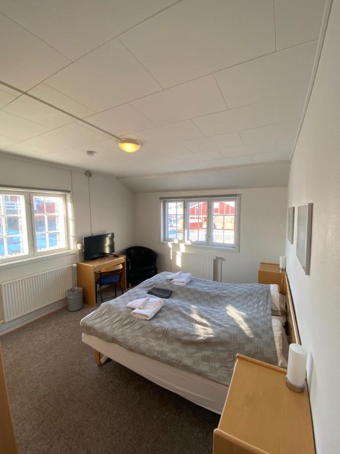 Hotel Disko Island Qeqertarsuaq Bagian luar foto